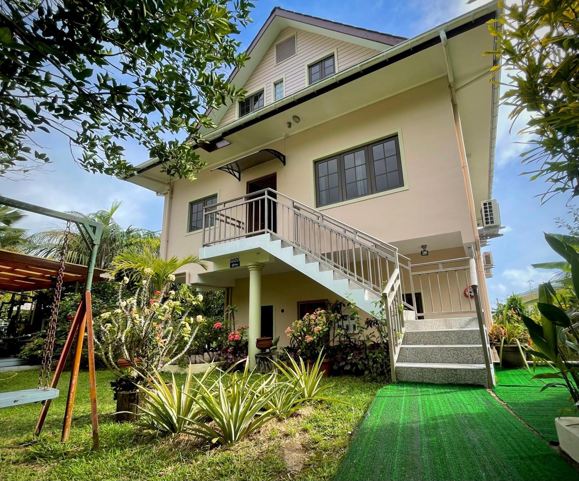 Belle Montagne Holiday Apartments Grand Anse  Екстер'єр фото